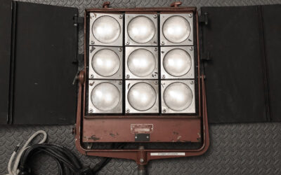 Used Mole Richardson 9 Light Molefay 5541 Light For Sale – 1