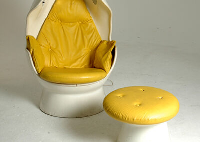 Used Original Vintage Stereo Egg Chair For Sale